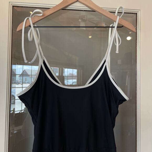 Summersalt The Contrast Strap Backflip One Piece Swimsuit Black White Size 12 - Picture 10 of 13